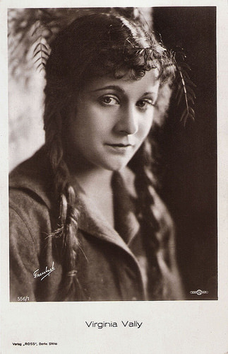 Virginia Valli