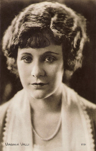 Virginia Valli