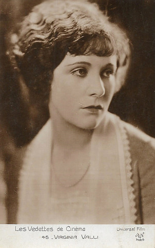 Virginia Valli
