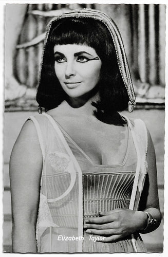 Elizabeth Taylor in Cleopatra (1963)