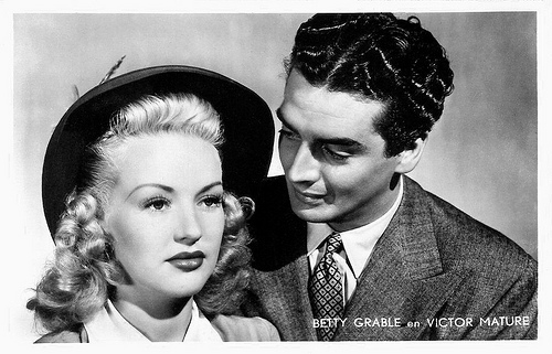 Betty Grable and Victor Mature in I Wake Up Screaming (1941)