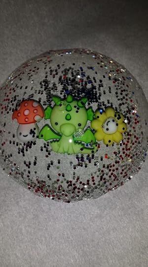 Image may contain: dessert and food