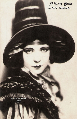 Renée Adorée in La Bohème (1926)