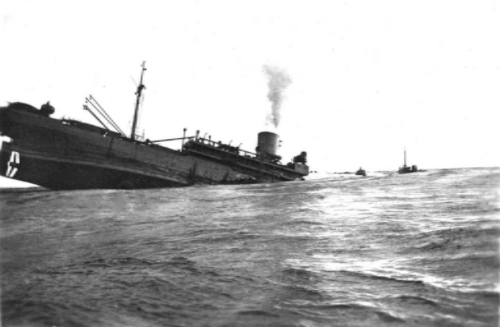  photo Sinking20Ship_zpswcelunpk.jpg