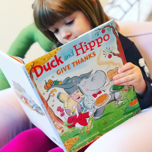 https://thebabybookwormblog.wordpress.com/2018/11/14/duck-and-hippo-give-thanks-jonathan-london/
