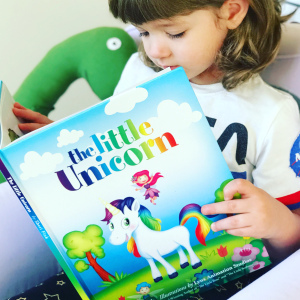 https://thebabybookwormblog.wordpress.com/2018/10/21/the-little-unicorn-sheri-fink/