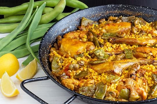 Traditional Spanish Paella Valenciana