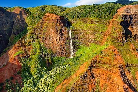 Stunning view into Waimea Canyon, Kauai, Hawaii