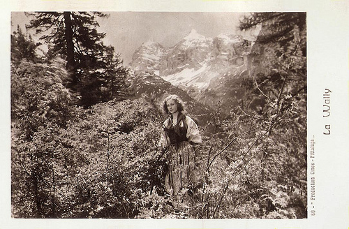 Germana Paolieri in La Wally (1932)