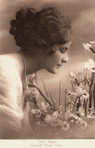 Violet Hopson