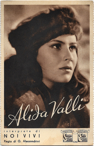 Alida Valli in Noi vivi