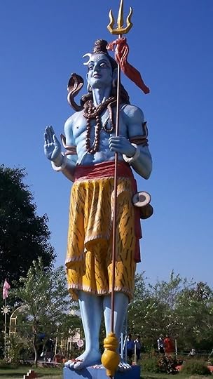 giant-statue-1420332-639x1440.jpg