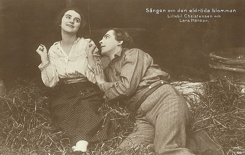 Lars Hanson in Sängen om den eldröda blomman (1919)