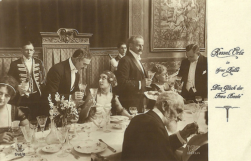 Ressel Orla in Das Glück der Frau Beate (1918)