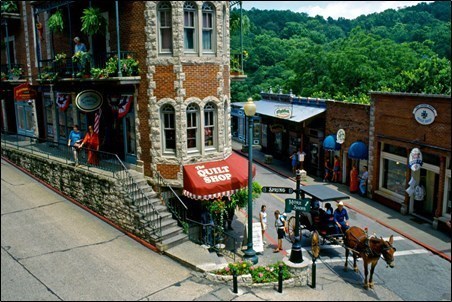 cryptic-cove-kp-stafford-eureka-springs-setting