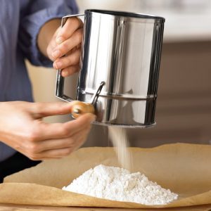 5 Best Flour Sifters For Your Kitchen