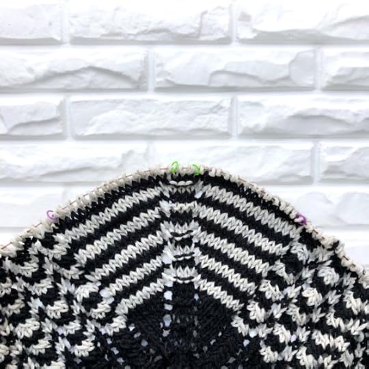 Top-Center Out Shawl Recipe | Ask Me Monday | Vickie Howell #knitting