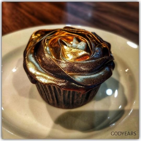 bloomsbury double chocolate cupcake lulu mall kochi