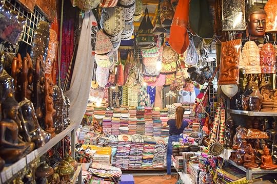 Many souvenir stores at Siem Reap Old Market for tourists or traveler