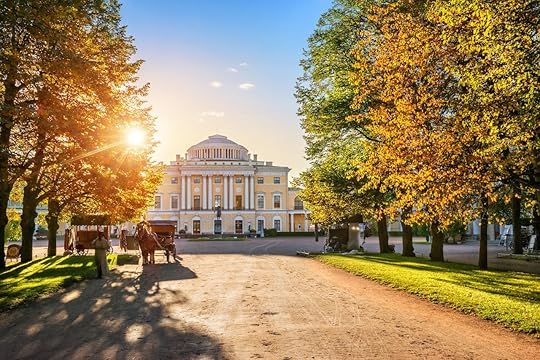 Alley to the Palace in Pavlovsk, a suburb of St. Petersburg