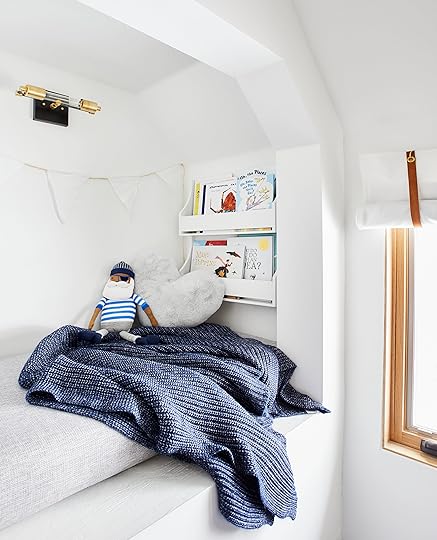 Emily Henderson Mountain Pillowfort Kids Room6 01