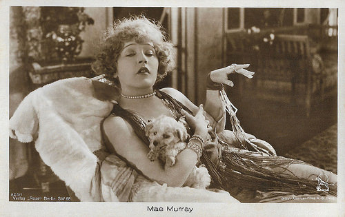 Mae Murray in Peacock Alley (1922)
