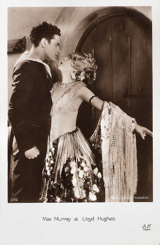 Mae Murray and Lloyd Hughes in Valencia (1926)