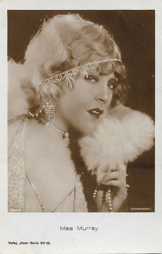 Mae Murray