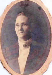 Family photos, how to find family photos, Google, Ancestry.com, Facebook family groups, kindness of strangers, ask people if they've got a photo<br />