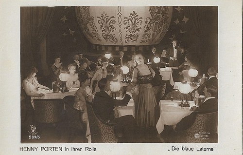 Henny Porten in Die blaue Laterne (1918)