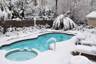 Preparing_your_pool_for_winter