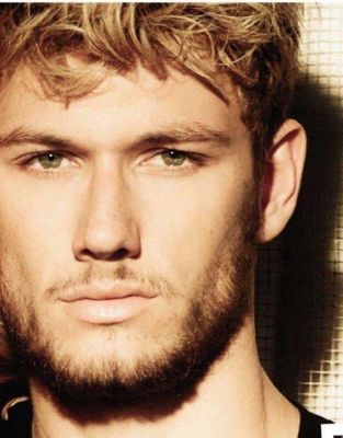 Alex Pettyfer