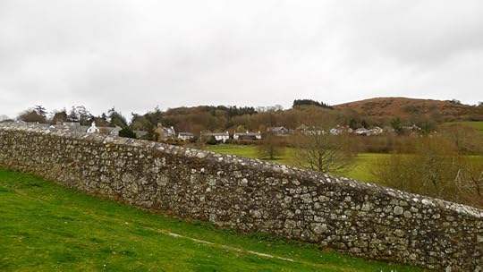 Stone wall on O'er Hill