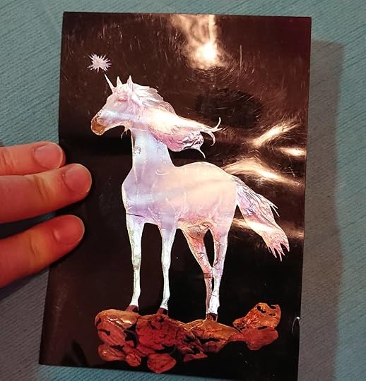 Reader Casey Anne sent me this gorgeous unicorn postcard, with a lovely handwritten message on the back! (beaming) I love when people know what I like so well – and care. Thank you, Casey Anne! 