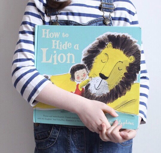 How to hide a Lion by Helen Stephens