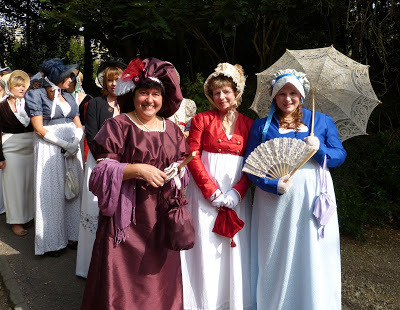 Joana Starnes, Rachel Knowles and Sophie Andrews at Jane Austen Promenade Bath 2014