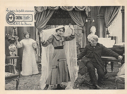 Stacia Napierkowska and Lucien Callamand in Le Pain des petits oiseaux (1911)