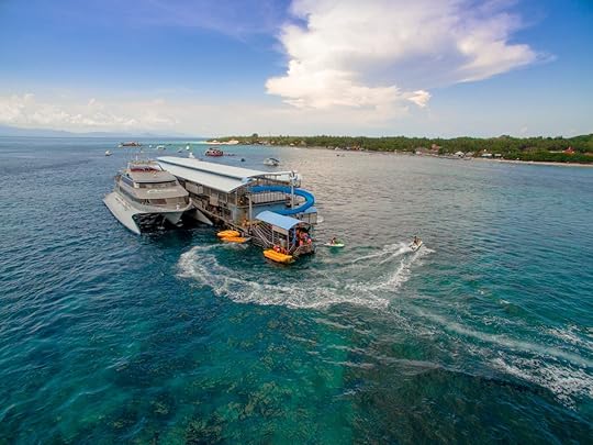 Quicksilver boats taking tourists on Lembongan to Nusa Penida