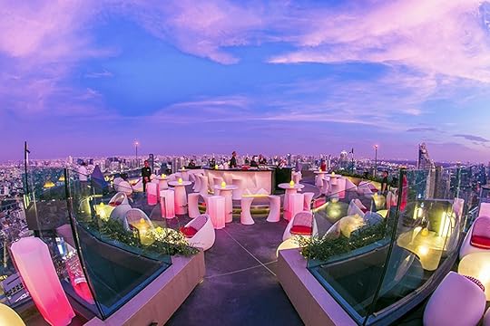 CRU Champagne Bar at Red Sky, Centara Grand at CentralWorld