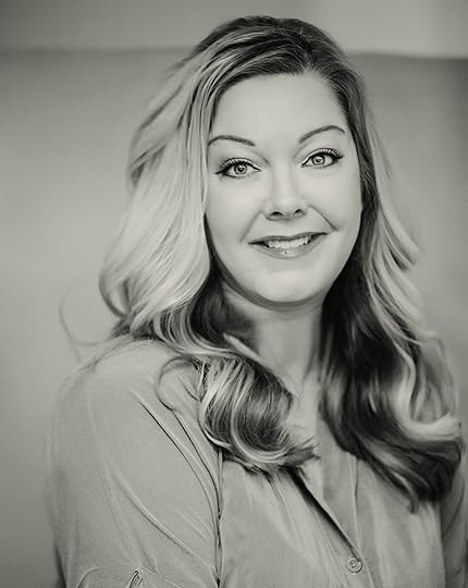 Ilsa head shot-2