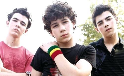jonas brothers burnin up some people like me never got the chance to live out their dream and see the brothers live in concert well your chance jonas brothers burnin up meme