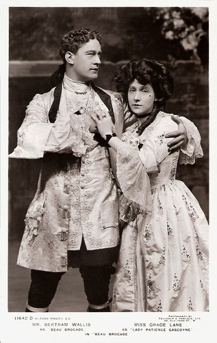 Bertram Wallis, Grace Lane