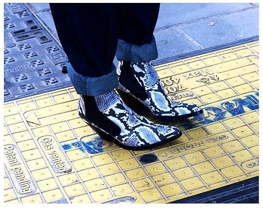 botas vaqueras para introducir cápsula de video del origen de esta tendencia