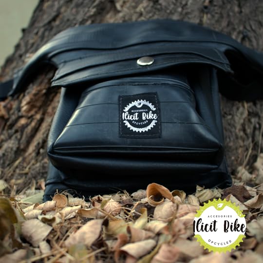 banano negro de upcycling de cámaras de bicicleta