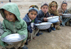 Afghan_refugee_campBehrouz Mehri AFR Getty Images