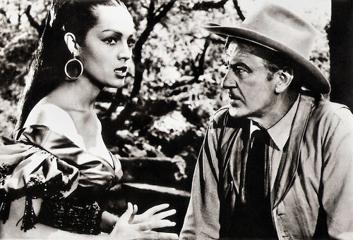 Sara Montiel and Gary Cooper in Vera Cruz (1954)
