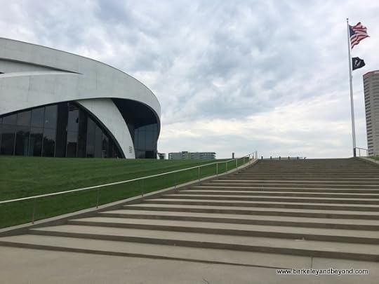 exterior of National Veterans Memorial and Museum in Columbus, Ohio