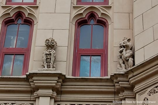 Salk-School-Gargoyle-Untapped-Citites