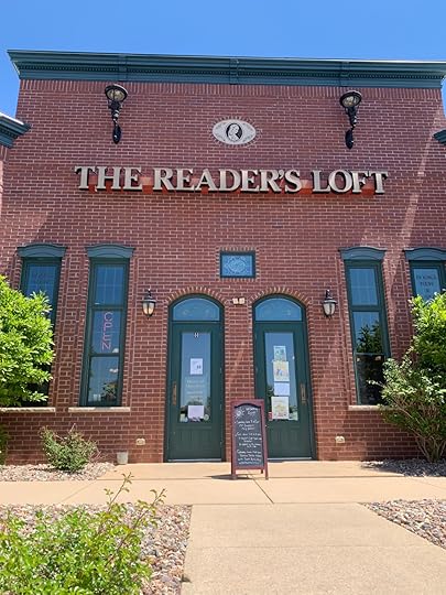 Reader's Loft Facade