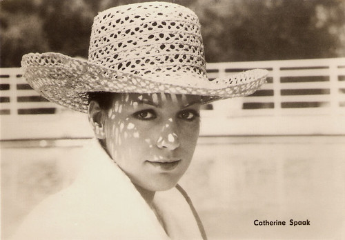 Catherine Spaak in La notte è fatta per... rubare (1968)